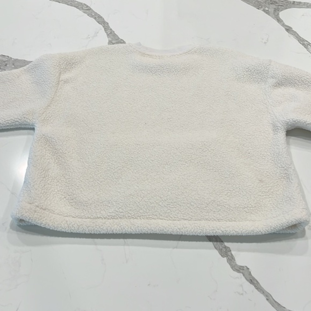 Super‎ cozy, gap, fleece sweatshirt with front pockets, women size small - Picture 4 of 5